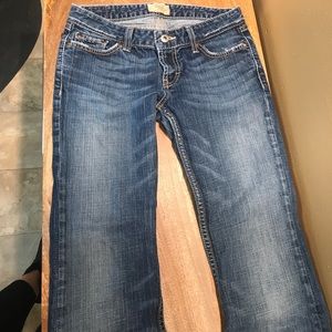 BKE women’s jeans Madison size 27x331/2